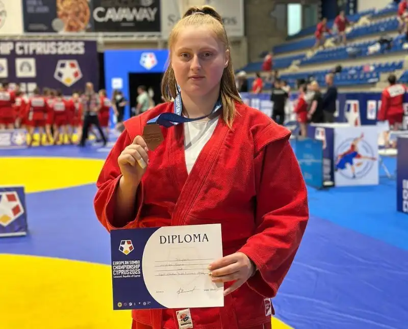 Тернопільська студентка Діана Луцяк виборола «бронзу» на Чемпіонаті Європи з самбо
