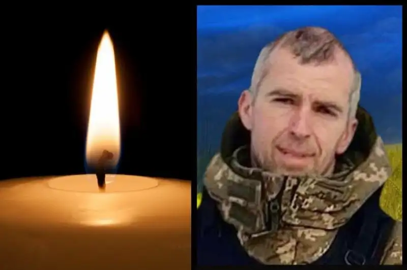 На Тернопільщині прощаються з Віталієм Масловським — воїном, який загинув у ДТП