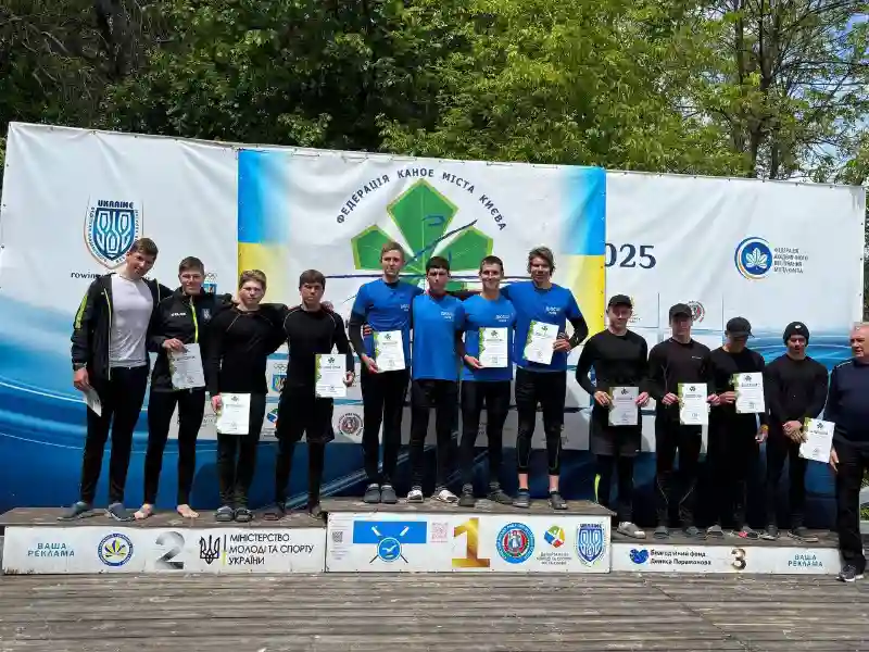 Бережанський веслувальник Володимир Баковський став чемпіоном Києва на дистанції 200 метрів