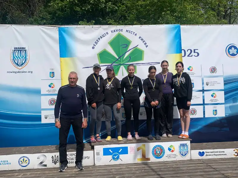Бережанський веслувальник Володимир Баковський став чемпіоном Києва на дистанції 200 метрів Бережанський веслувальник Володимир Баковський став чемпіоном Києва на дистанції 200 метрів