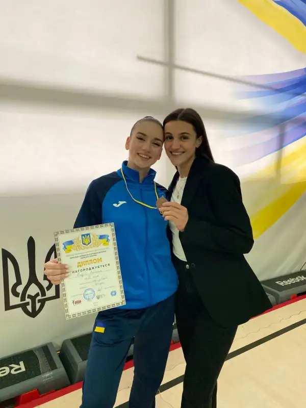 Юна тернополянка Ангеліна Гладій виборола «бронзу» на чемпіонаті України зі спортивної аеробіки Юна тернополянка Ангеліна Гладій виборола «бронзу» на чемпіонаті України зі спортивної аеробіки