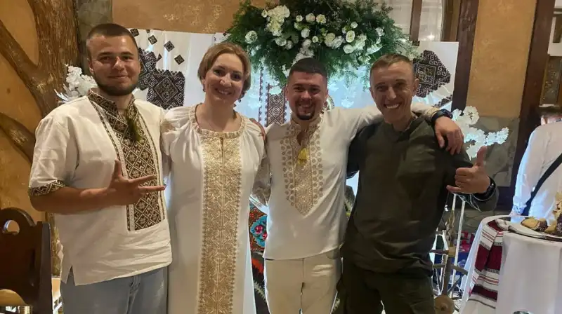 Олена Підгрушна втретє вийшла заміж — цього разу за військовослужбовця