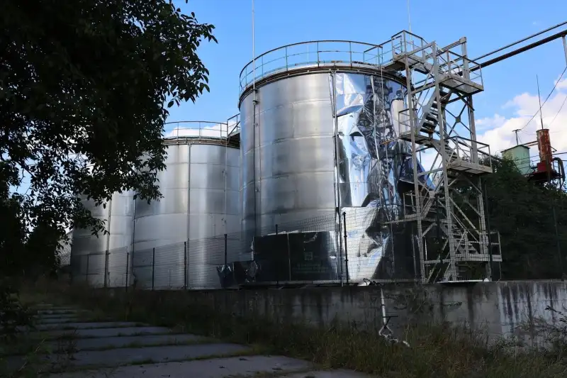 Троє працівників загинули на спиртзаводі під Тернополем: поліція встановила причини трагедії
